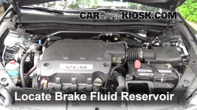 2012 Honda Crosstour EX-L 3.5L V6 Líquido de frenos Controlar nivel de líquido